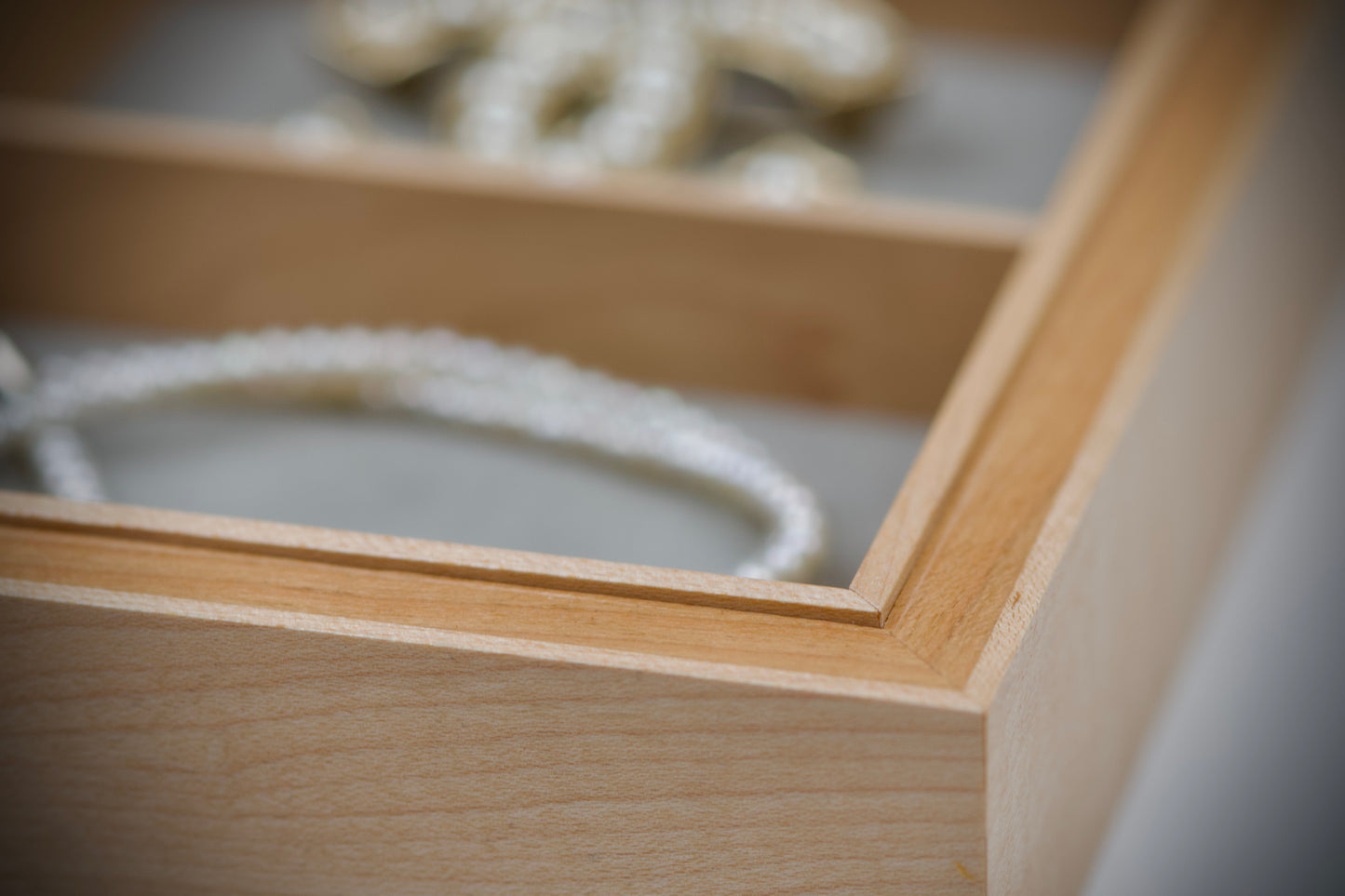 Ambrosia maple jewelry box